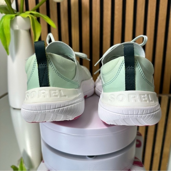 Sorel Explorer Blitz Stride Sneaker Sea Sprite/ White Size 8 NEW WITHOUT TAGS - Picture 2 of 5